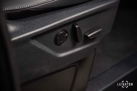 Volkswagen Transporter  - N6070