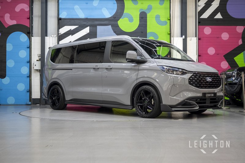 Ford Tourneo Custom 2.5 340 232ps Auto PHEV Tourneo L2 - N6071