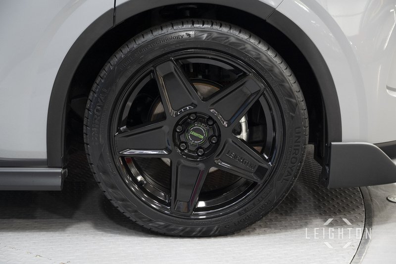 Ford Tourneo Custom 2.5 340 232ps Auto PHEV Tourneo L2 - N6071