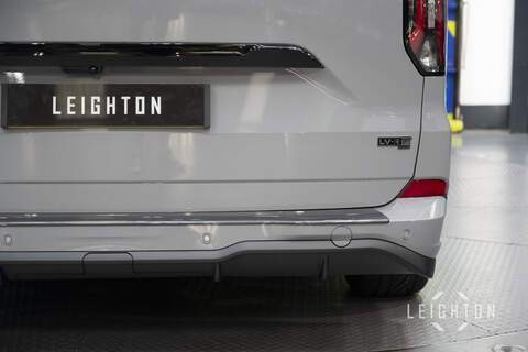 Ford Tourneo Custom 2.5 340 232ps Auto PHEV Tourneo L2 - N6071