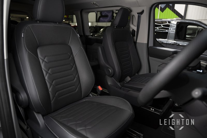 Ford Tourneo Custom 2.5 340 232ps Auto PHEV Tourneo L2 - N6071