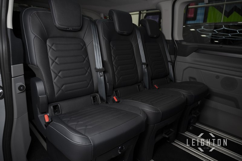 Ford Tourneo Custom 2.5 340 232ps Auto PHEV Tourneo L2 - N6071