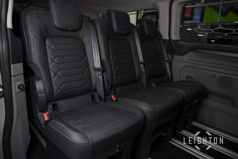 Ford Tourneo Custom 2.5 340 232ps Auto PHEV Tourneo L2 - N6071