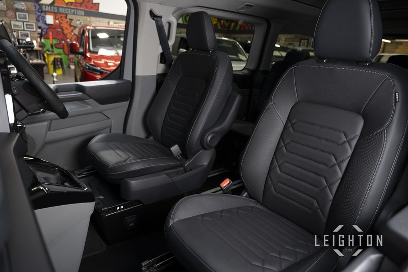 Ford Tourneo Custom 2.5 340 232ps Auto PHEV Tourneo L2 - N6071