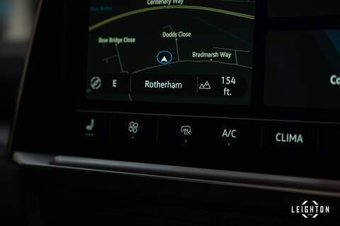 Volkswagen Transporter 2.0 T32 Diesel 150ps Auto 4Motion Panel Van LWB - N5134