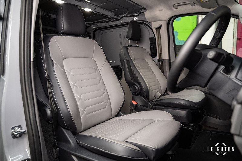 Volkswagen Transporter 2.0 - Large 12