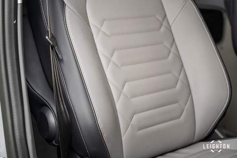 Volkswagen Transporter 2.0 T32 Diesel 150ps Auto 4Motion Panel Van LWB - N5132