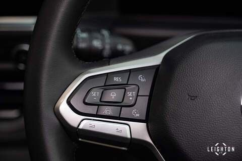 Volkswagen Transporter 2.0 T32 Diesel 150ps Auto 4Motion Panel Van LWB - N5132