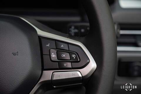 Volkswagen Transporter 2.0 T32 Diesel 150ps Auto 4Motion Panel Van LWB - N5132