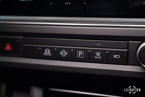 Volkswagen Transporter 2.0 T32 Diesel 150ps Auto 4Motion Panel Van LWB - N5132