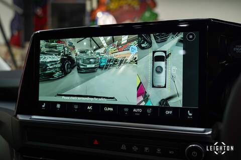 Volkswagen Transporter 2.0 T32 Diesel 150ps Auto 4Motion Panel Van LWB - N5132