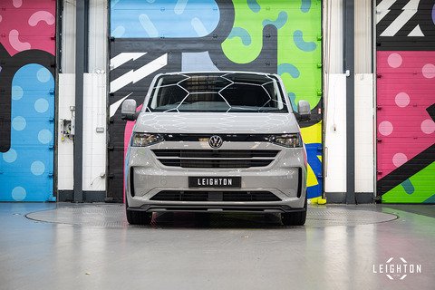 T7 T32 LWB 2.0BiTDI 150PS AUTO 4MOTION Panel Van LV-R  Pack Stone Grey 2.0 5dr Panel Van Automatic Diesel