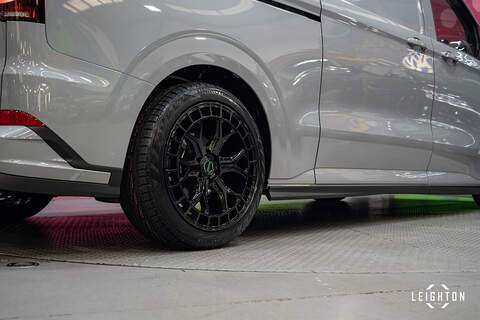 Volkswagen Transporter 2.0 T32 Diesel 150ps Auto 4Motion Panel Van LWB - N5132