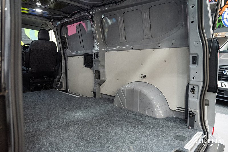 Volkswagen Transporter 2.0 - Large 30