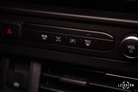 Ford Transit Custom 2.5 320 PHEV 232ps Auto Double Cab L2 H1 - N5211