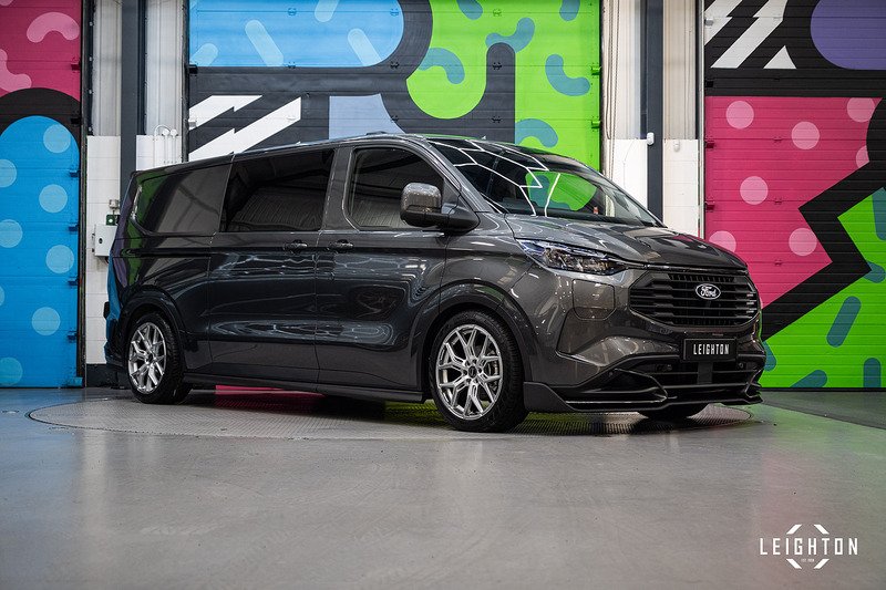 Ford Transit Custom 2.5 320 Duratec PHEV 232ps Limited Auto Double Cab L2 H1 Euro 6 LV-RF™ Pack Magnetic Grey