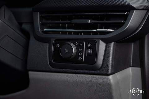 Ford Transit Custom 2.5 320 PHEV 232ps Auto Double Cab L2 H1 - N5211