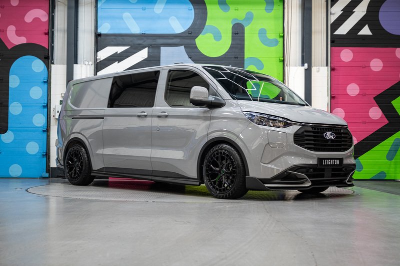 Ford Transit Custom 2.5 320 Duratec PHEV 232ps Limited Auto Double Cab L2 H1 Euro 6 LV-RF™ Pack Grey Matter