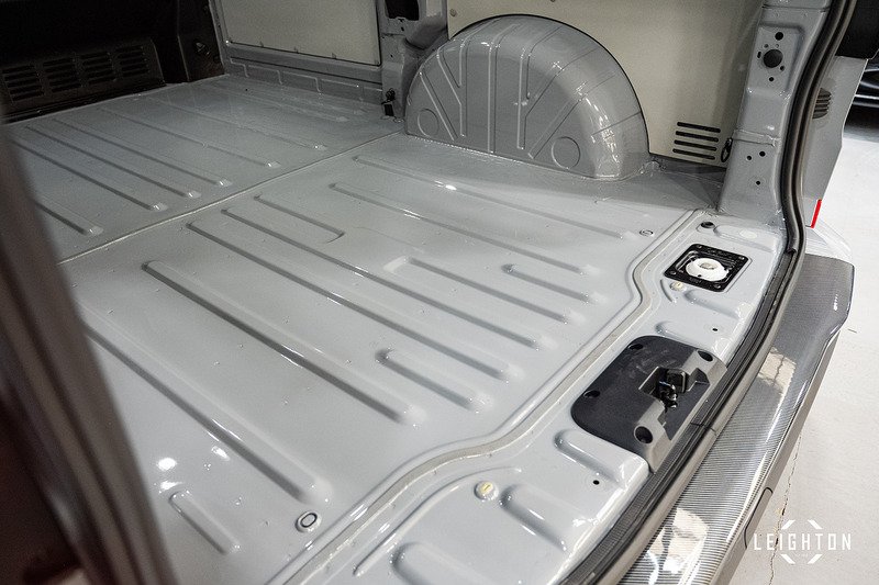 Volkswagen Transporter 2.0 - Large 24