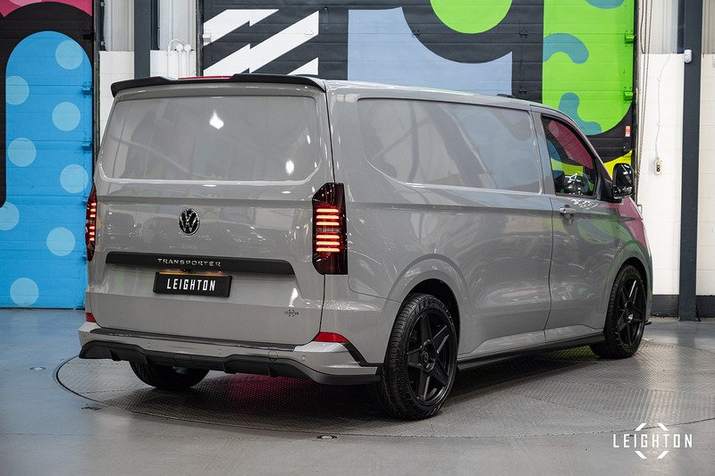 Volkswagen Transporter 2.0 - Large 13