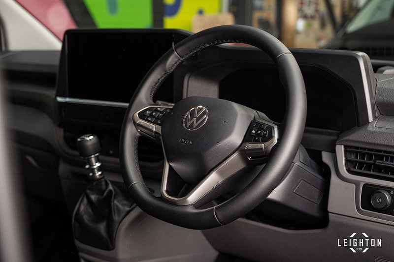 Volkswagen Transporter 2.0 - Large 31