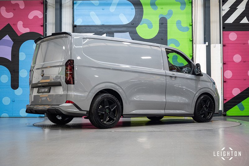 Volkswagen Transporter 2.0 - Large 2