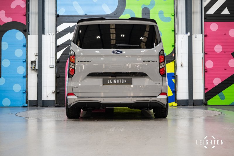 Ford Transit Custom 2.5 320 Duratec PHEV 232ps Limited Auto Double Cab - N6096