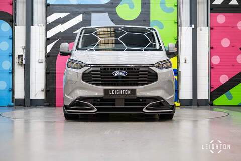 Ford Transit Custom 2.5 320 Duratec PHEV 232ps Limited Auto Double Cab - N6096