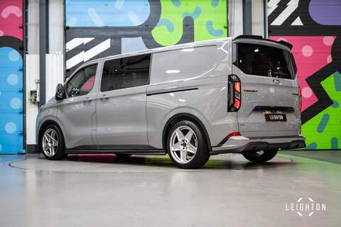 Ford Transit Custom 2.5 320 Duratec PHEV 232ps Limited Auto Double Cab - N6096