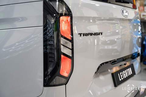 Ford Transit Custom 2.5 320 Duratec PHEV 232ps Limited Auto Double Cab - N6096