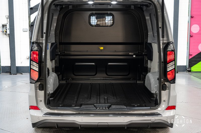 Ford Transit Custom 2.5 320 Duratec PHEV 232ps Limited Auto Double Cab - N6096