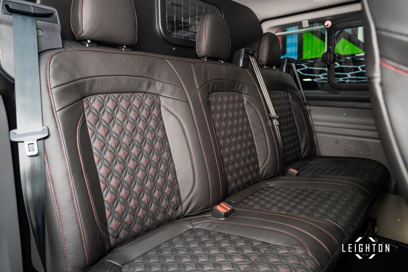 Ford Transit Custom 2.5 320 Duratec PHEV 232ps Limited Auto Double Cab - N6096