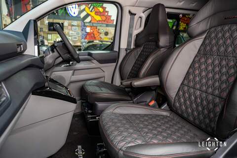 Ford Transit Custom 2.5 320 Duratec PHEV 232ps Limited Auto Double Cab - N6096