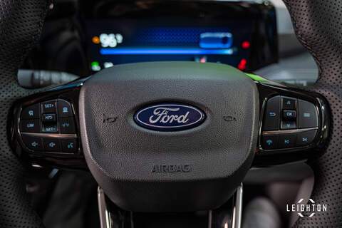Ford Transit Custom 2.5 320 Duratec PHEV 232ps Limited Auto Double Cab - N6096