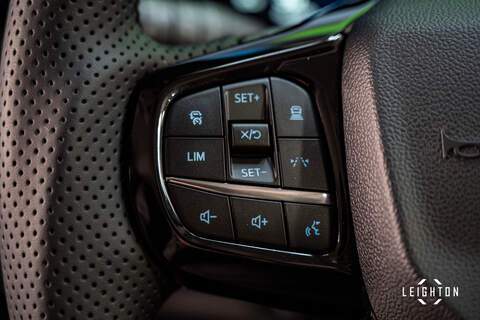 Ford Transit Custom 2.5 320 Duratec PHEV 232ps Limited Auto Double Cab - N6096