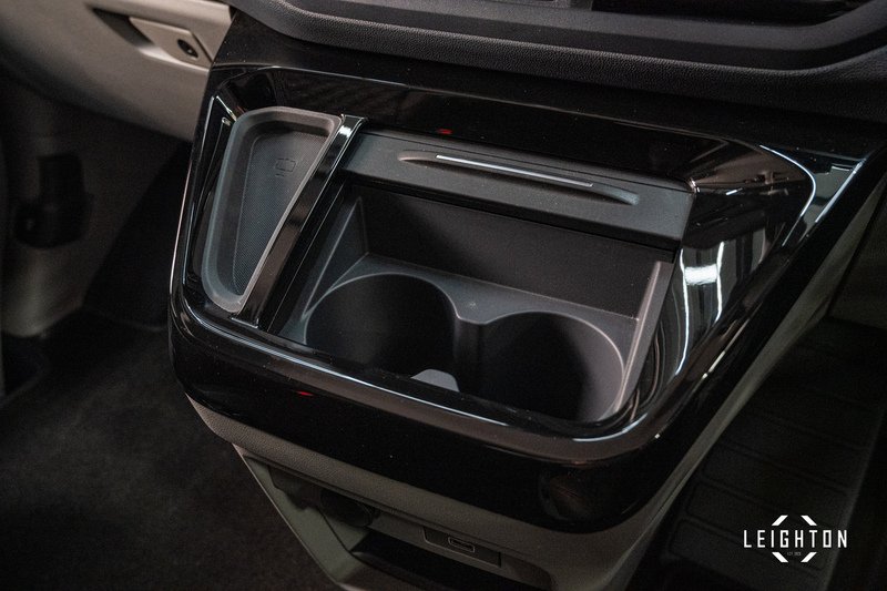 Ford Transit Custom 2.5 320 Duratec PHEV 232ps Limited Auto Double Cab - N6096