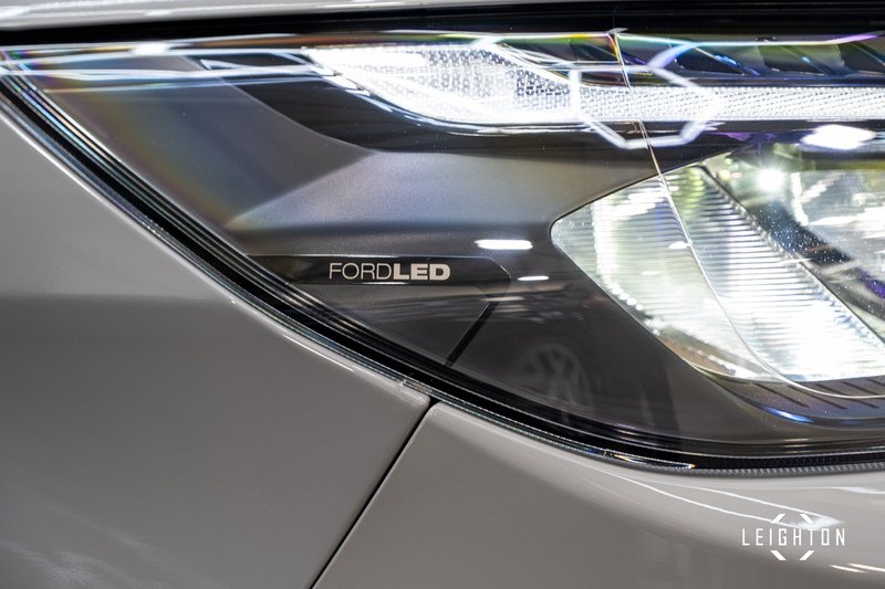 Ford Transit Custom 2.5 320 Duratec PHEV 232ps Limited Auto Double Cab - N6096