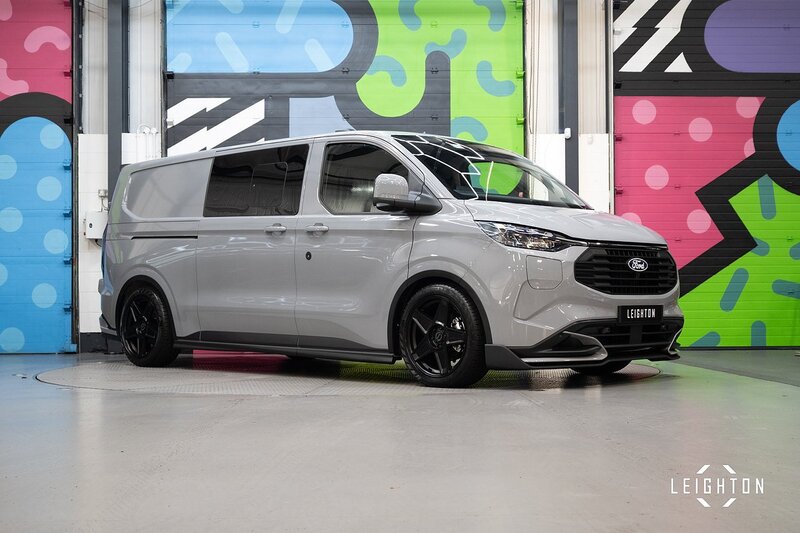 Ford Transit Custom 2.5 320 PHEV 232ps Auto Limited Double Cab L2 H1 - N5220