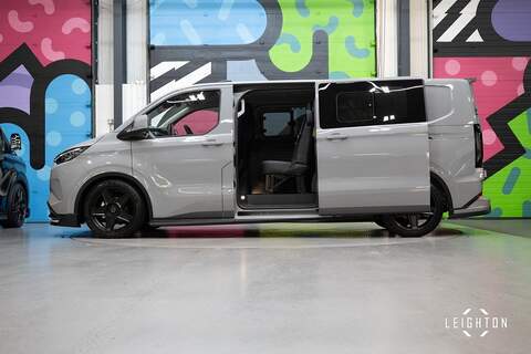 Ford Transit Custom 2.5 320 PHEV 232ps Auto Limited Double Cab L2 H1 - N5220