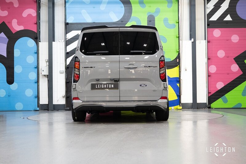 Ford Transit Custom 2.5 320 PHEV 232ps Auto Limited Double Cab L2 H1 - N5220
