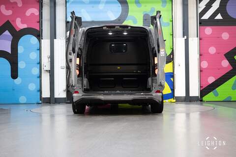 Ford Transit Custom 2.5 320 PHEV 232ps Auto Limited Double Cab L2 H1 - N5220