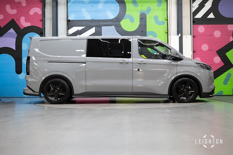 Ford Transit Custom 2.5 320 PHEV 232ps Auto Limited Double Cab L2 H1 - N5220