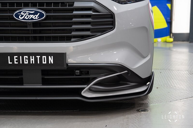 Ford Transit Custom 2.5 320 PHEV 232ps Auto Limited Double Cab L2 H1 - N5220