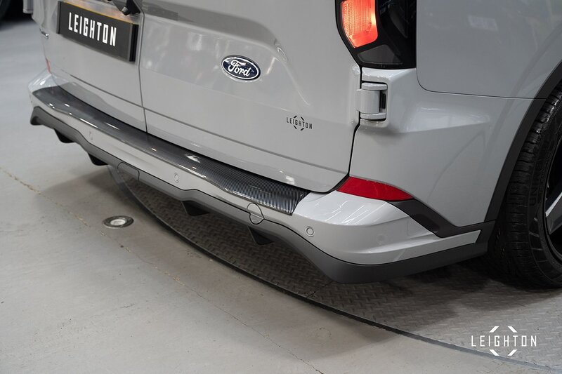 Ford Transit Custom 2.5 320 PHEV 232ps Auto Limited Double Cab L2 H1 - N5220