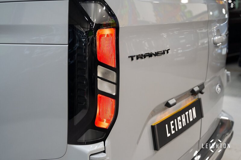 Ford Transit Custom 2.5 320 PHEV 232ps Auto Limited Double Cab L2 H1 - N5220