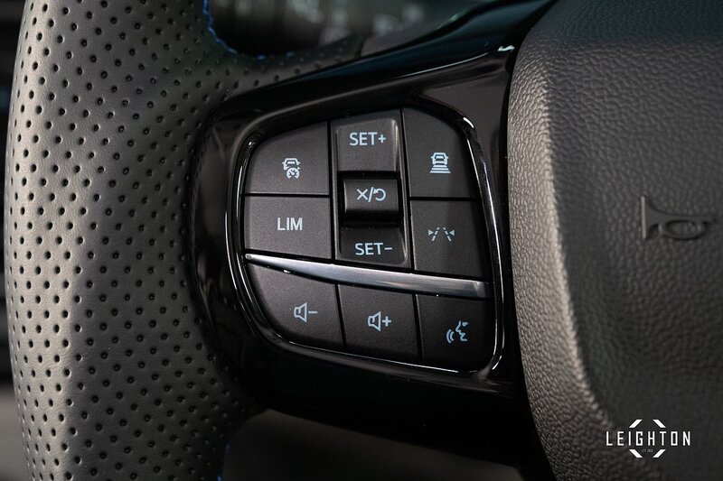 Ford Transit Custom 2.5 320 PHEV 232ps Auto Limited Double Cab L2 H1 - N5220