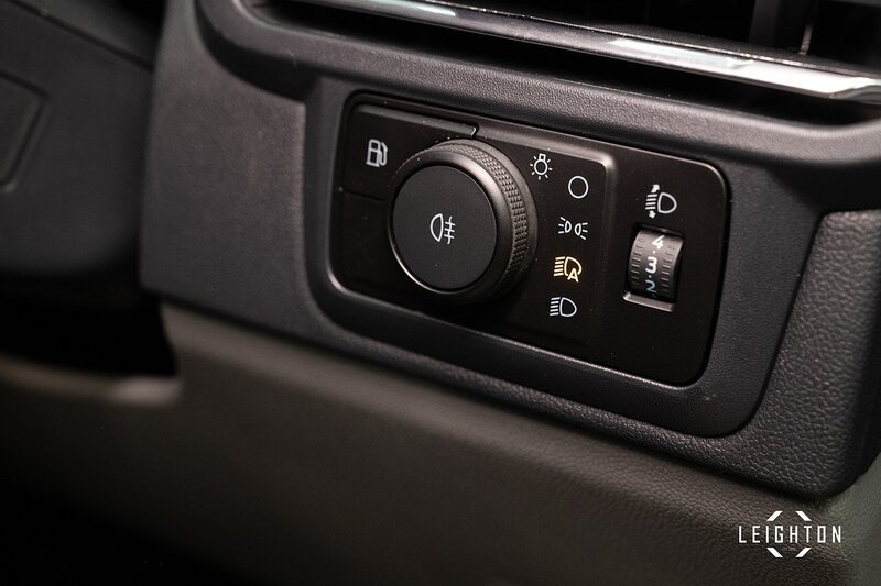 Ford Transit Custom 2.5 320 PHEV 232ps Auto Limited Double Cab L2 H1 - N5220