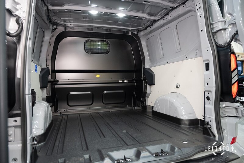 Ford Transit Custom 2.5 320 PHEV 232ps Auto Limited Double Cab L2 H1 - N5220