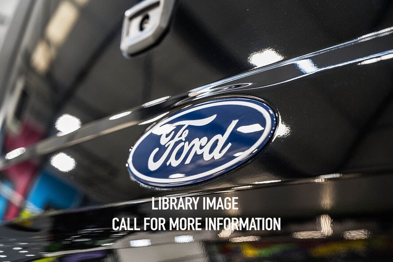 Ford Tourneo Custom 2.5 - Large 28