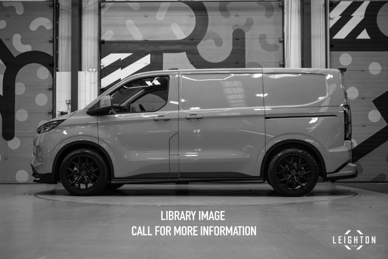 Ford Transit Custom 64 - Large 3